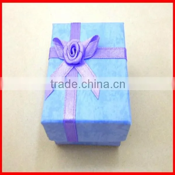 the light blue textured paper boxing all kinds of gifts bottom and lid box