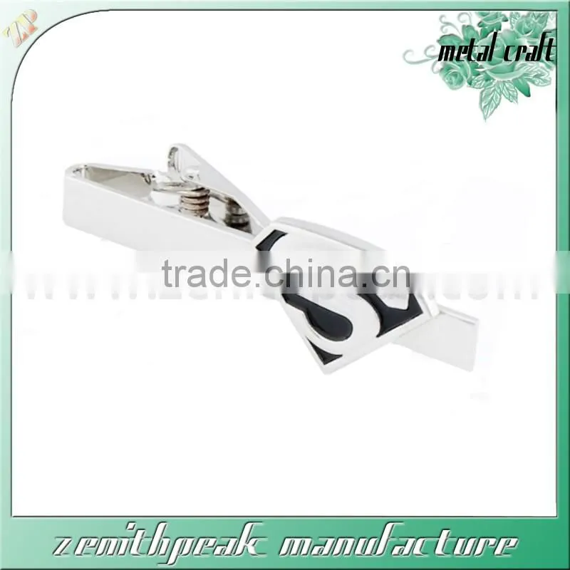 Enamel bus metal tie clip