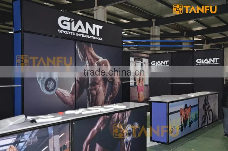 Tanfu 3mx9m Trade Fair Stand with Display Shelves