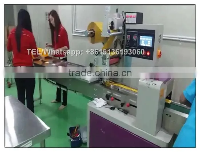 Egg Lrregular shape food sweet candy packing machine with date printing function