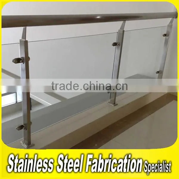 Fine Art 304 Stainless Steel Balcony Railing Design Glass