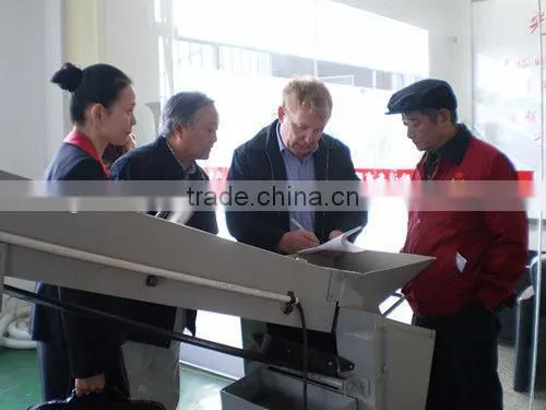 2013 China Novelty Lab Mini Portable Crusher Machine Martillos de Molinos with CE&ISO Approved For Sale