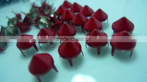Pyramid claw studs, 4 feet pyramid brass prong studs,conical brass studs