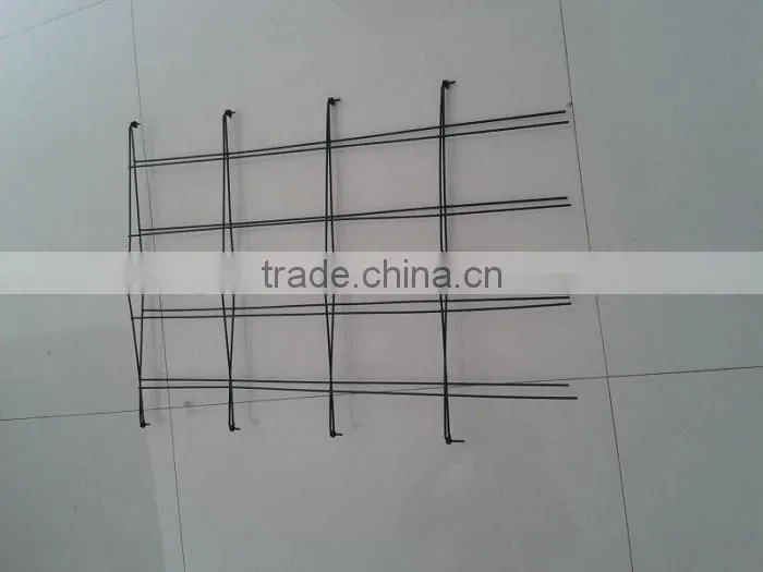 Folding plant tomato support cages