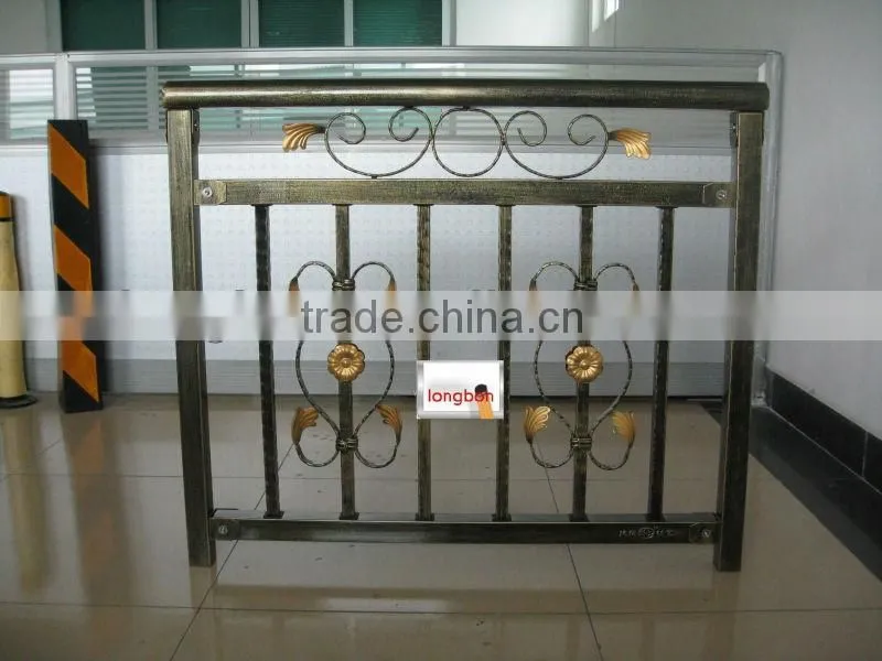 2015 Top-selling rod iron balcony ornamental fence