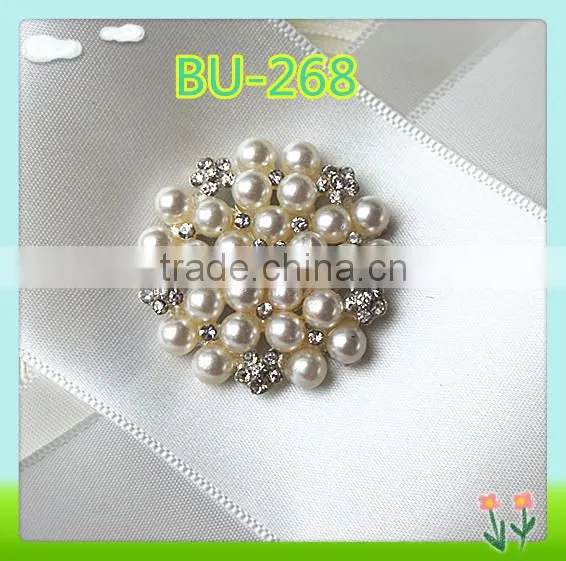 2016 fashion sale Wholesale white decorative pearl button
