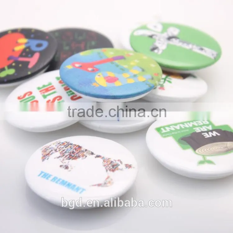 Custom made tin badge with metal button