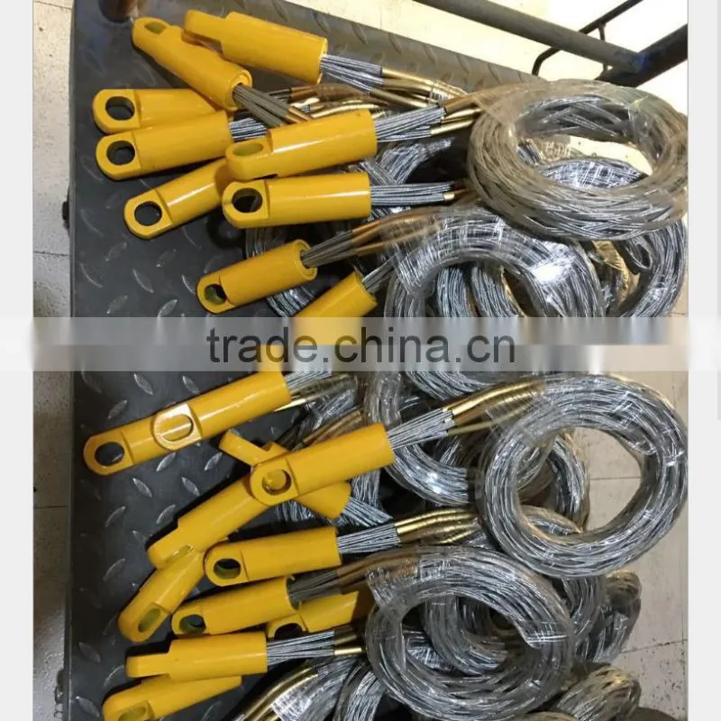 Different Size of Galvanized Steel Cable Pulling Grips Cable Socks With Swivel Connector Head