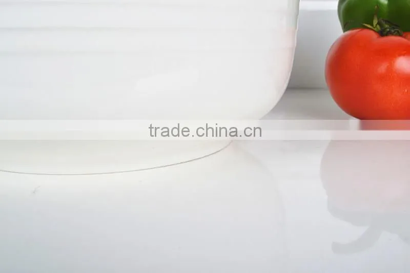 8"Porcelain saucepot suitable for microwave with glass lid