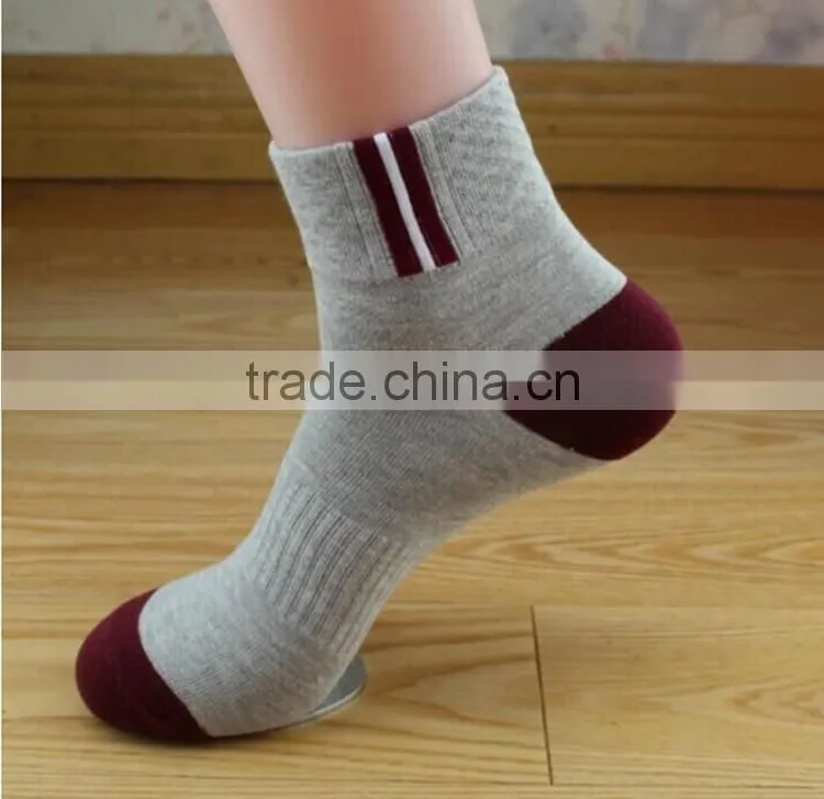 China socks factory Soft wellness breathable men socks black simple men socks compression sock