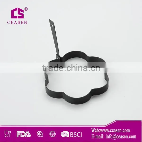 Metel with nonstick painting flower shape cookie cutter