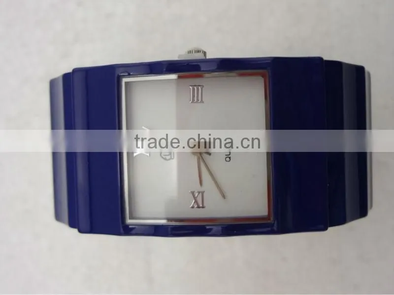 Square face alloy case bangle watch for ladies