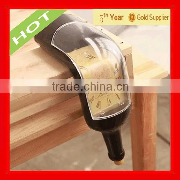 2013Popular Melting Bottle Clock supplier from china