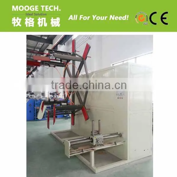 Plastic pipe winding machine