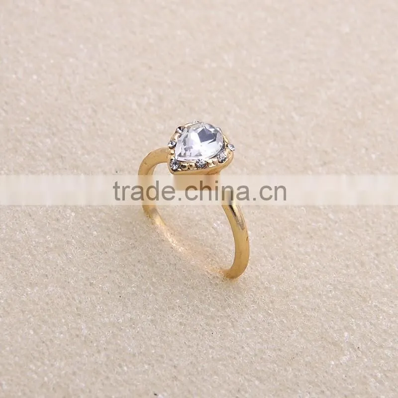 Wholesale gold rhinestone glass jewelry heart design crystal rings for engagement