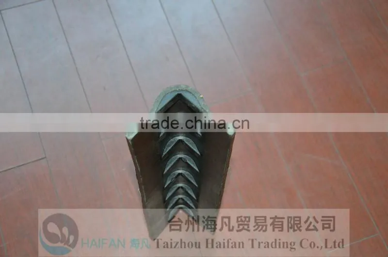 High strength round corner guard with yellow stripe/ Rubber Column protector/reflective wall corner guard for parking