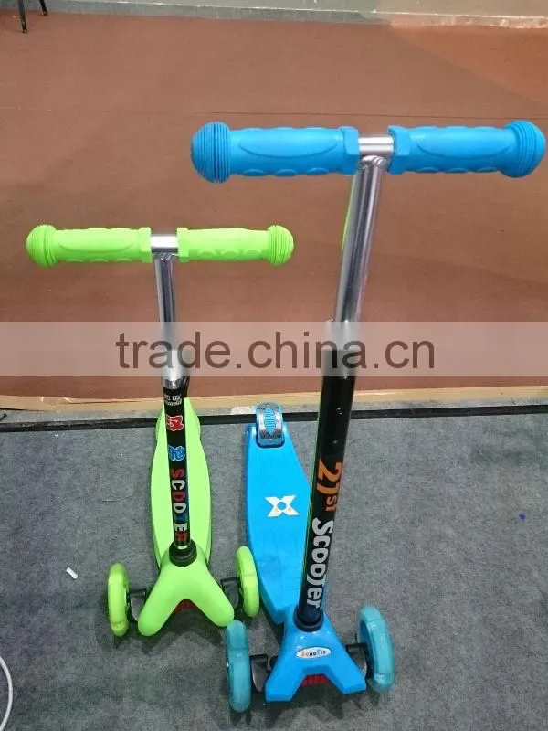 The NEW and hot gift foldable aluminum three wheels kick scooter with brake MB-890