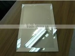 Safety bevelled mirror