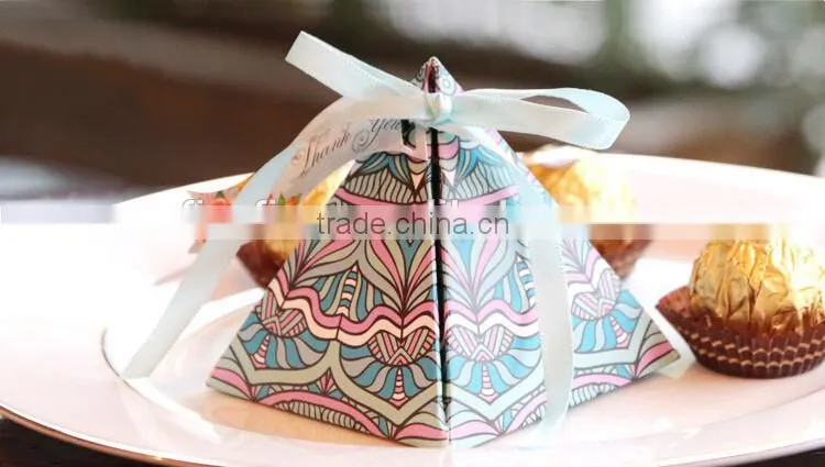 Unique favour boxes for weddings