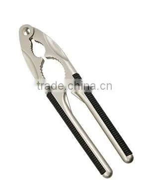 good quality zinc alloy nut cracker manufacture