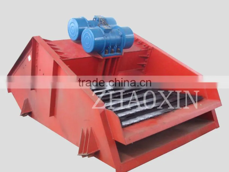 High Efficiency Small Ore Vibrating Screen Screening Machine