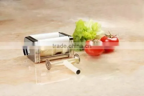 150mm hand square ravioli maker for home use
