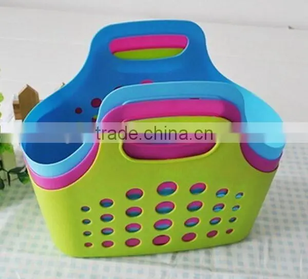 Bath basket with handle