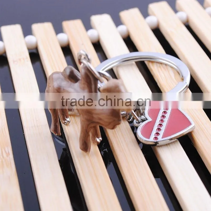 High-end manufacturers epoxy Keychain pet camel keychain