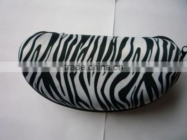 Macarons zipper promotional cheap EVA glasses case