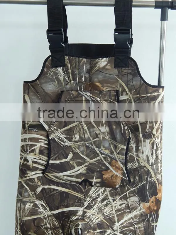Neoprene hunting wader