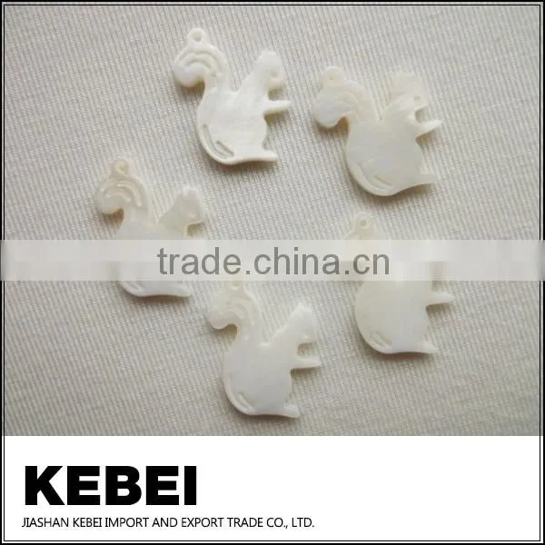 High quality squirrel shape coconut shell handicraft buttons custom button crafts