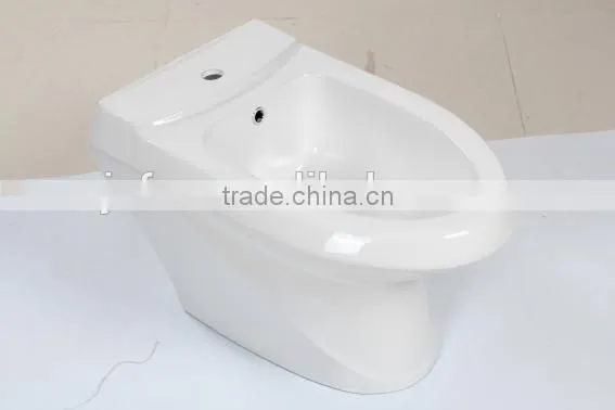 4704 Hot selling ceramic bidet seat