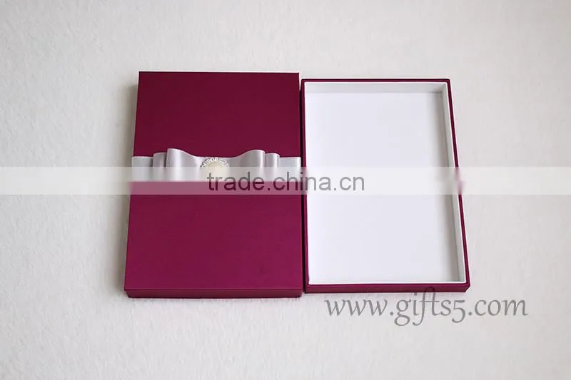 Decorative Wedding Invitation Card box with bowknot