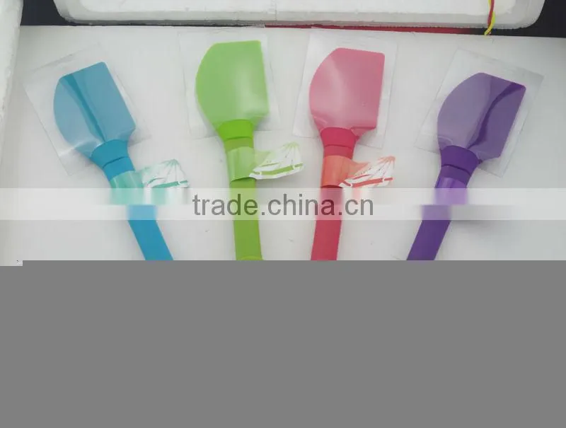 silicone spoon