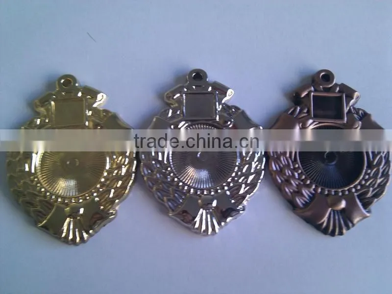 Three-dimensional ancient silver medal