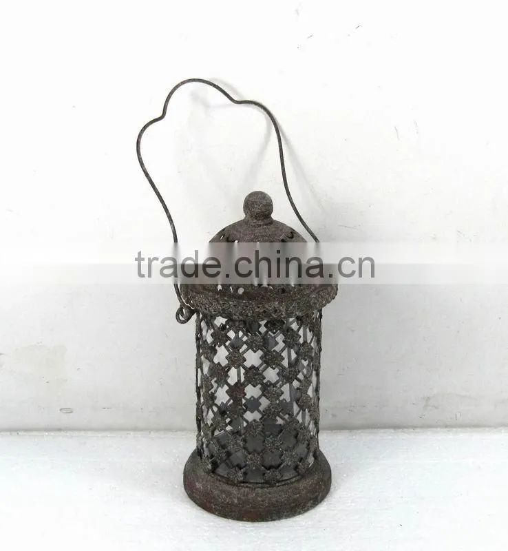090233MC-hanging engraved pillar metal candle lantern