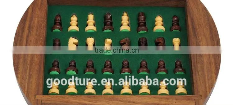 Mini Round Box Magnetic Wooden Chess Set