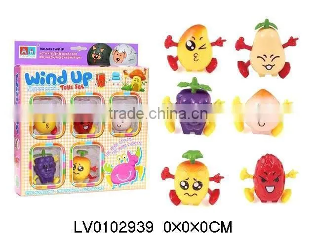 Cute plastic promotional toys wind up shoes