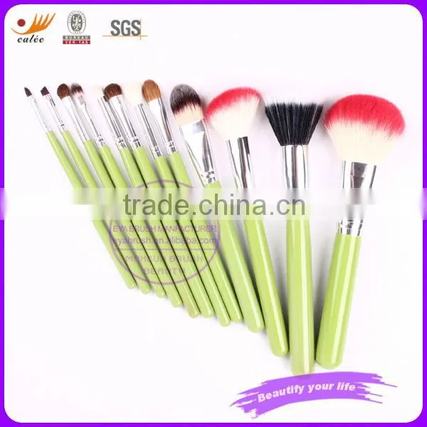 Beauty product cosmetic bag gift set with OEM design