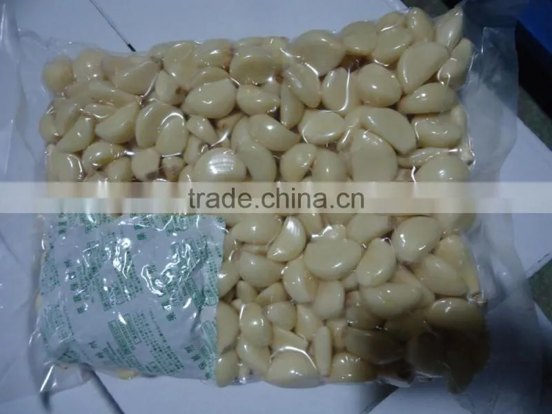 peeled garlic cloves
