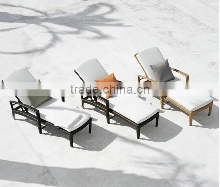 Resin Wicker Patio Furniture Sun lounger With waterproof Cushion