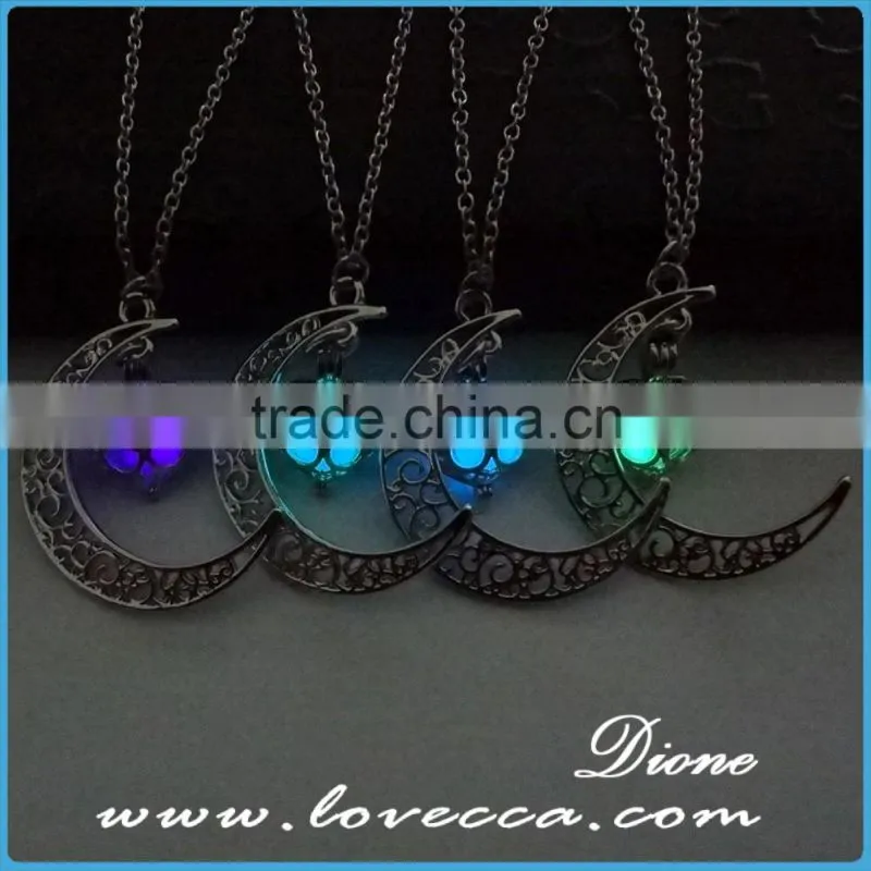 Gorgeous Glowing Jewelry Glow in the Dark Necklace