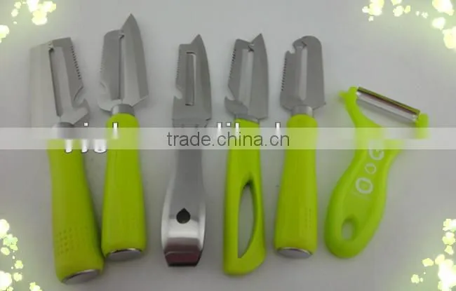 Heavy-duty Cutlery Deluxe Vegetable Peeler Serrated Swivel Peeler