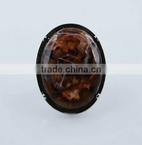 Imitation gemstone alloy ring