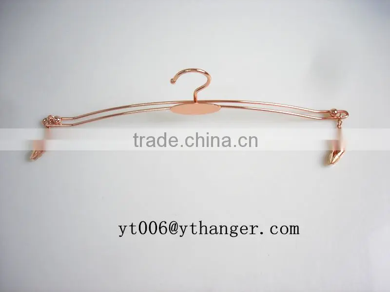 RQ685 hot sell metal bra hanger underwear hanger with clips