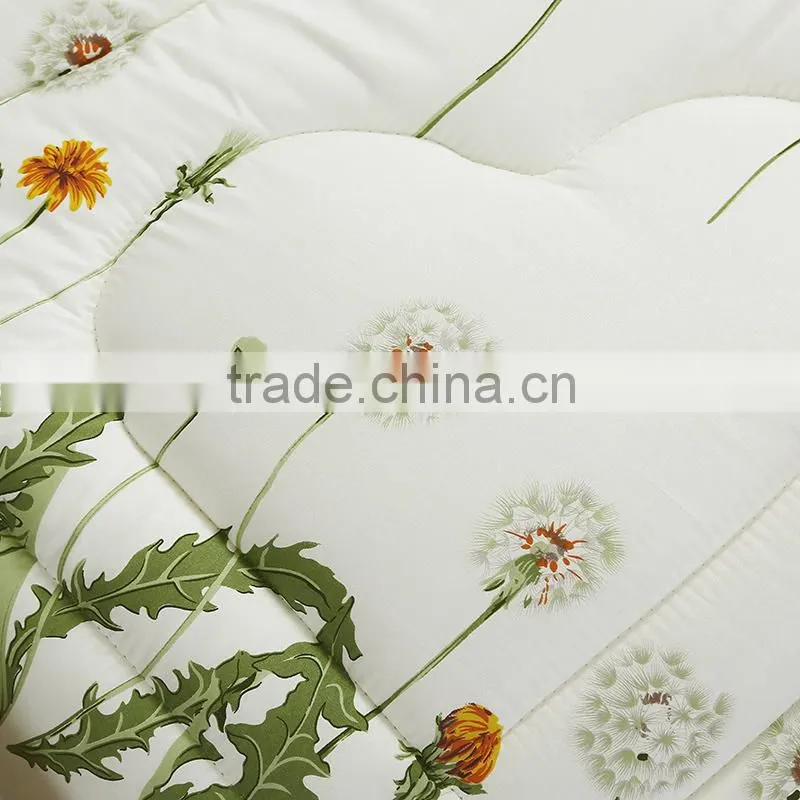 China wholesale polyester cotton microfibre super super king size down comforters made in China