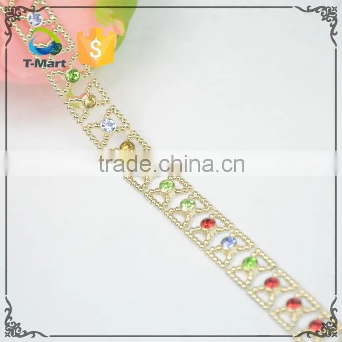 Multi color glue on plastic trimming with wholesale price for lady shoes
