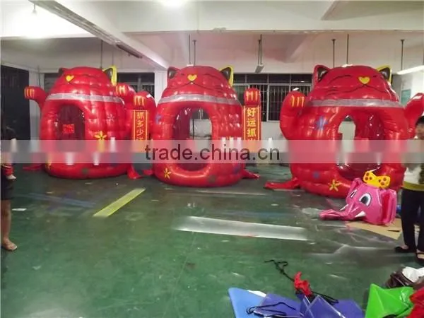 Inflatable red fortune cat cash machine / inflatable cartoon money machine for sales promotion