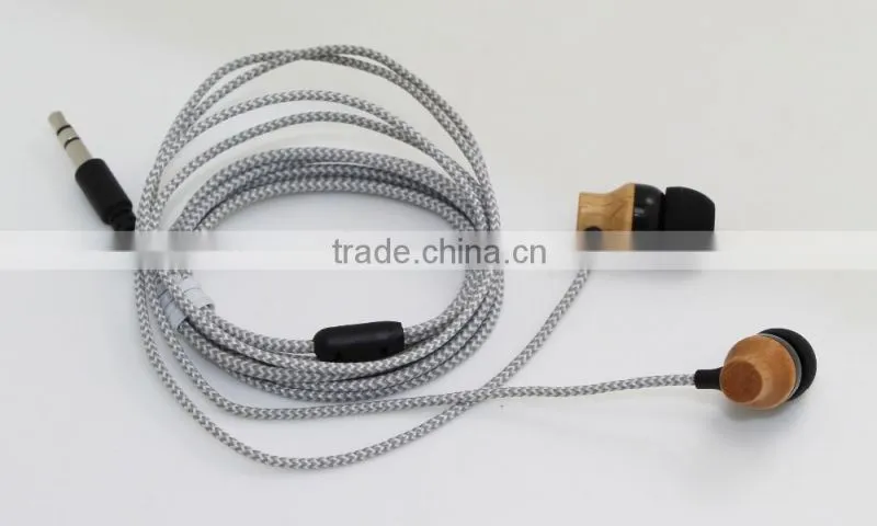 Hot Selling In-ear Headphones Wooden Earphones 2016 Fast Selling Free Sample Offered