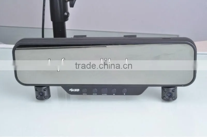 Vehicle traveling data recorder